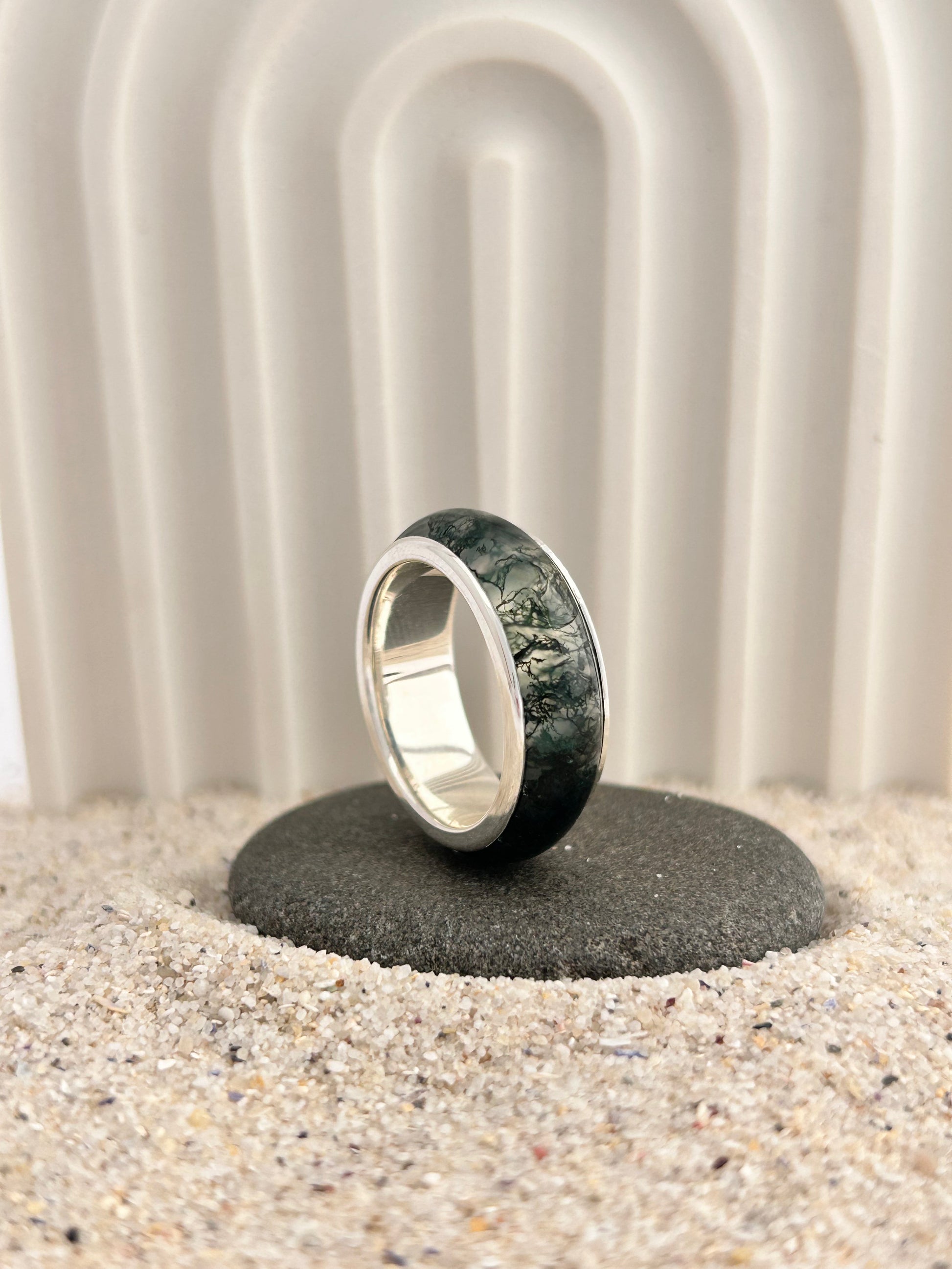 Medium Moss Agate Ring